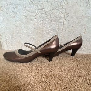 Vintage Bianco high heels